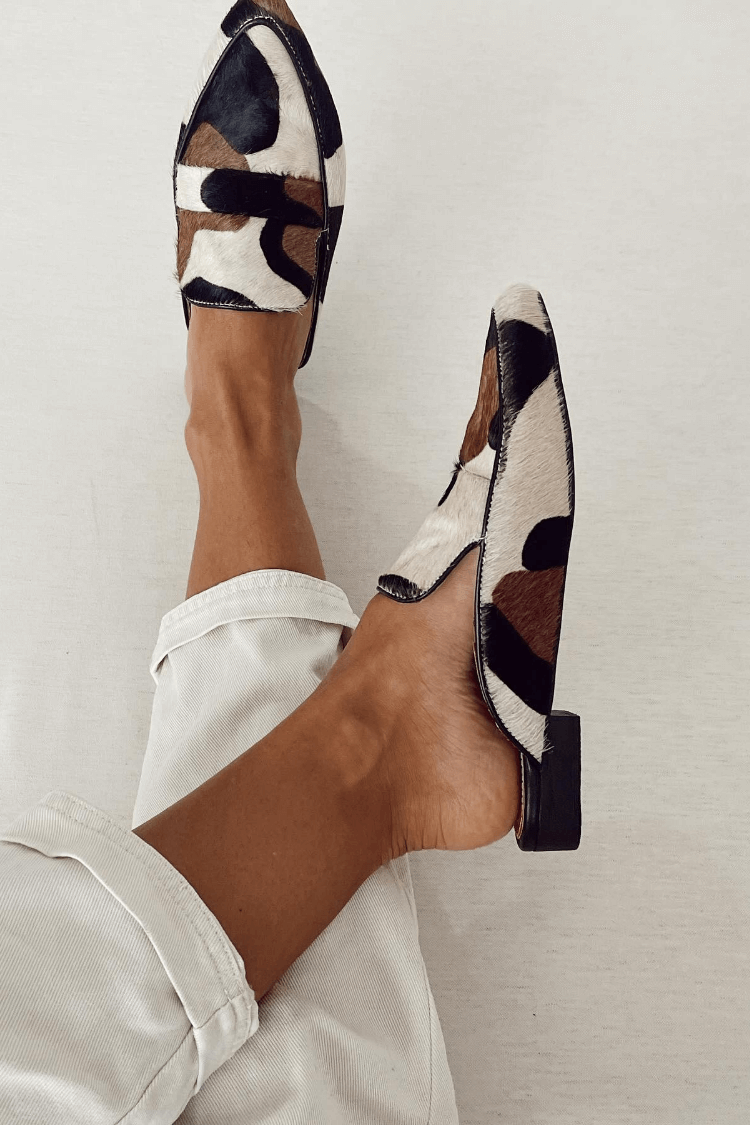 Emma | Moccasin with abstract pattern