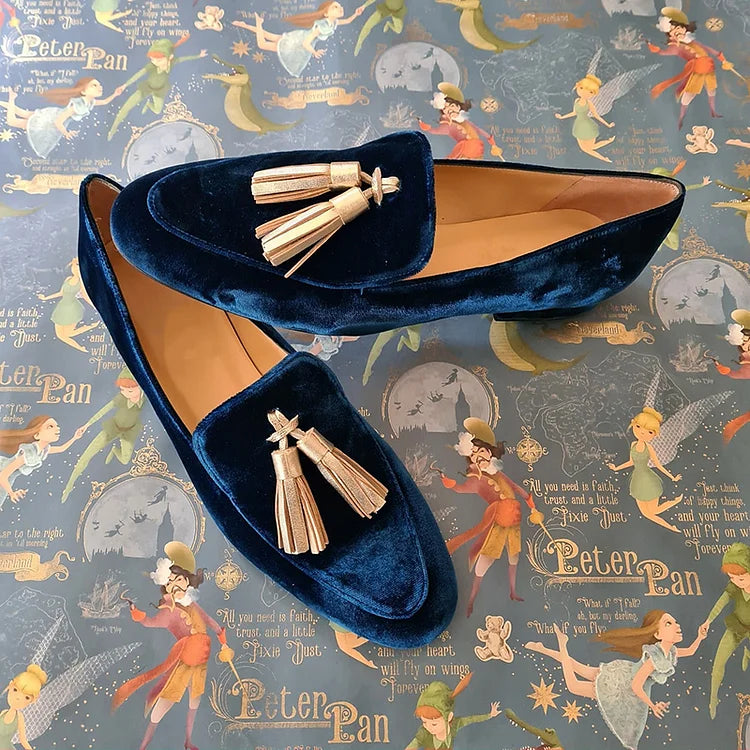 Carol | Mocassin midnight elegance with champagne fringes